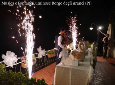Musica e Fontane Luminose Borgo degli Aranci (PI)