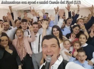 Animazione con sposi e amici Casale dei Fiori (LU)