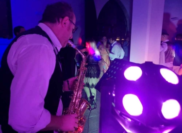 IMG_American-bar-Dj-and-sax